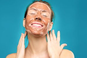 Summer Skincare Simplified: Why Sunscreen & Moisturizer Rule the Morning